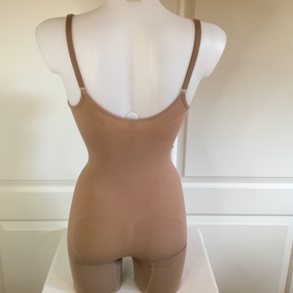 Women’s Full Body Shapewear With Butt Lifter And Thigh Slimmer - Picture 5 of 8